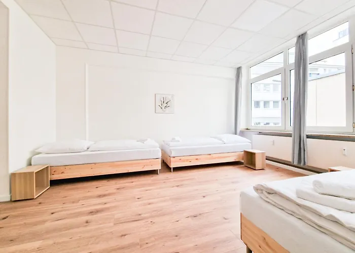 Apartament Tolstov - Center With 5 - 10 Min Messe Dus Düsseldorf