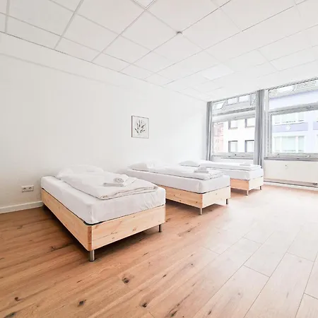 Appartement Tolstov - Center With 5 - 10 Min Messe Dus Düsseldorf