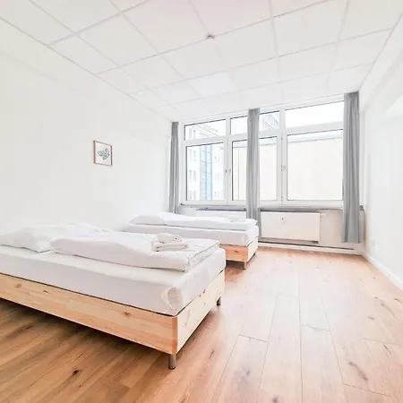Raj Living - Center With 5 - 10 Min Messe Dus * Dusseldorf