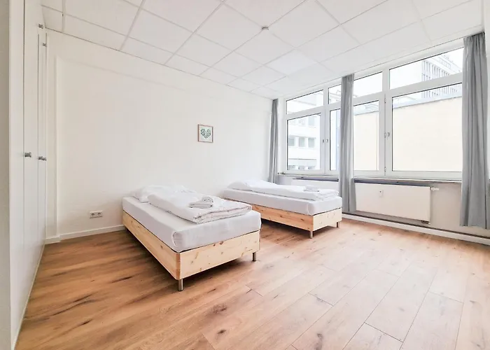 Tolstov - Center With 5 - 10 Min Messe Dus * Düsseldorf