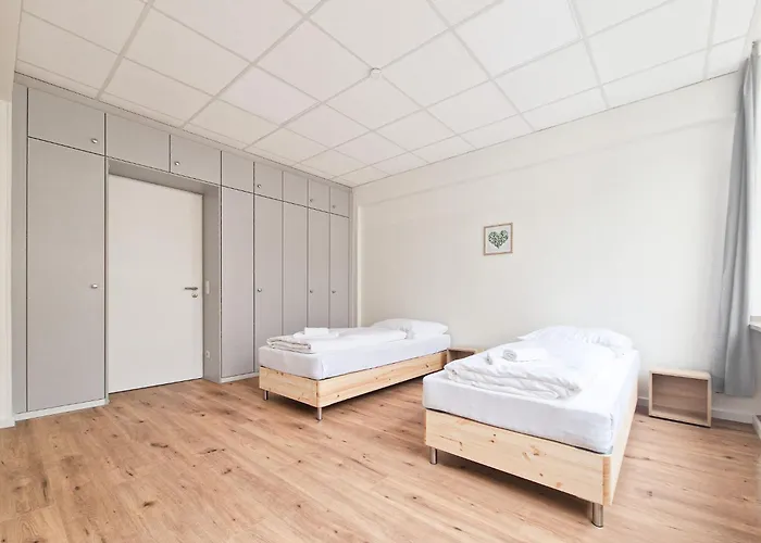 Appartement Tolstov - Center With 5 - 10 Min Messe Dus